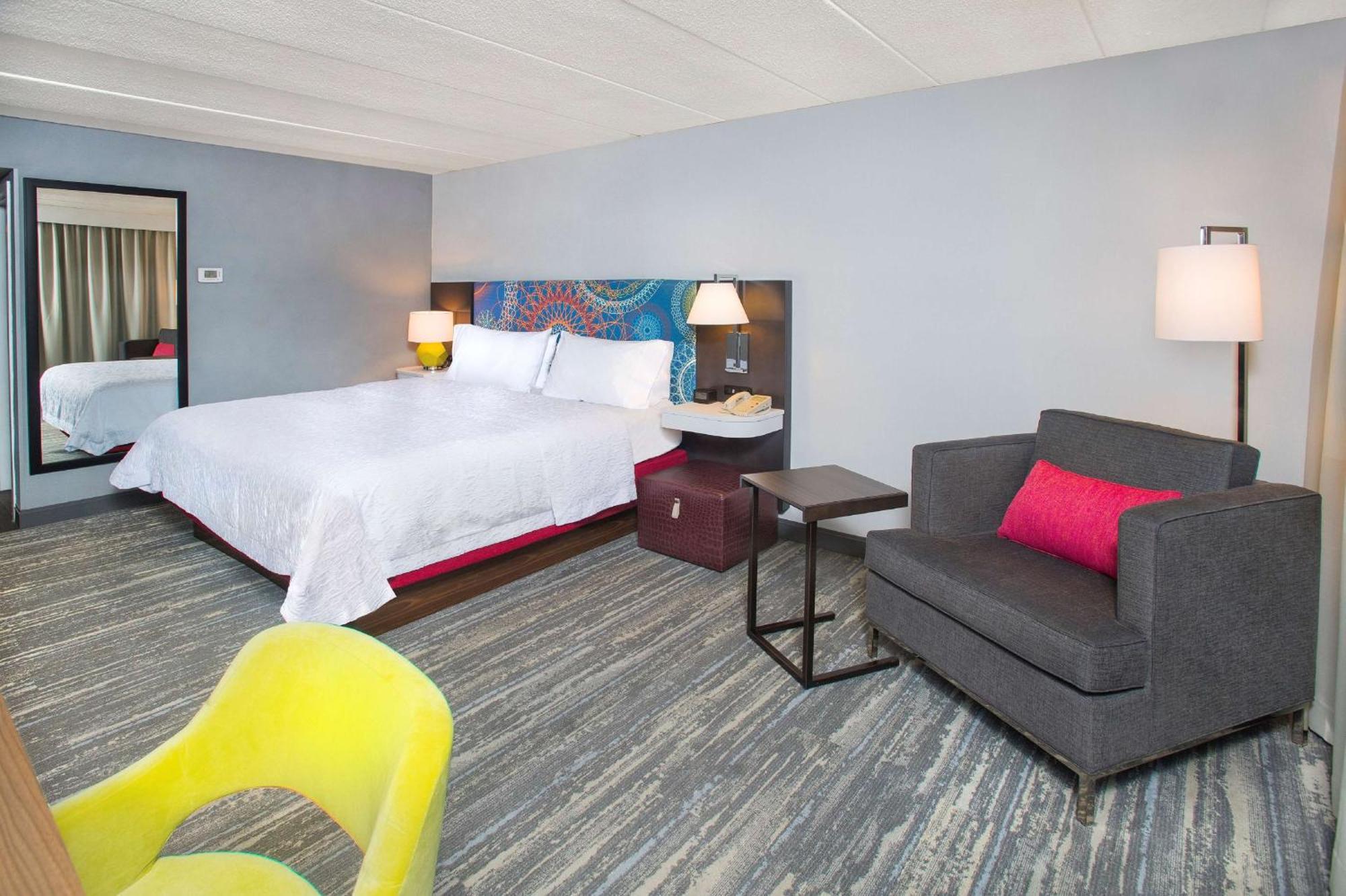 Hotel Hampton &