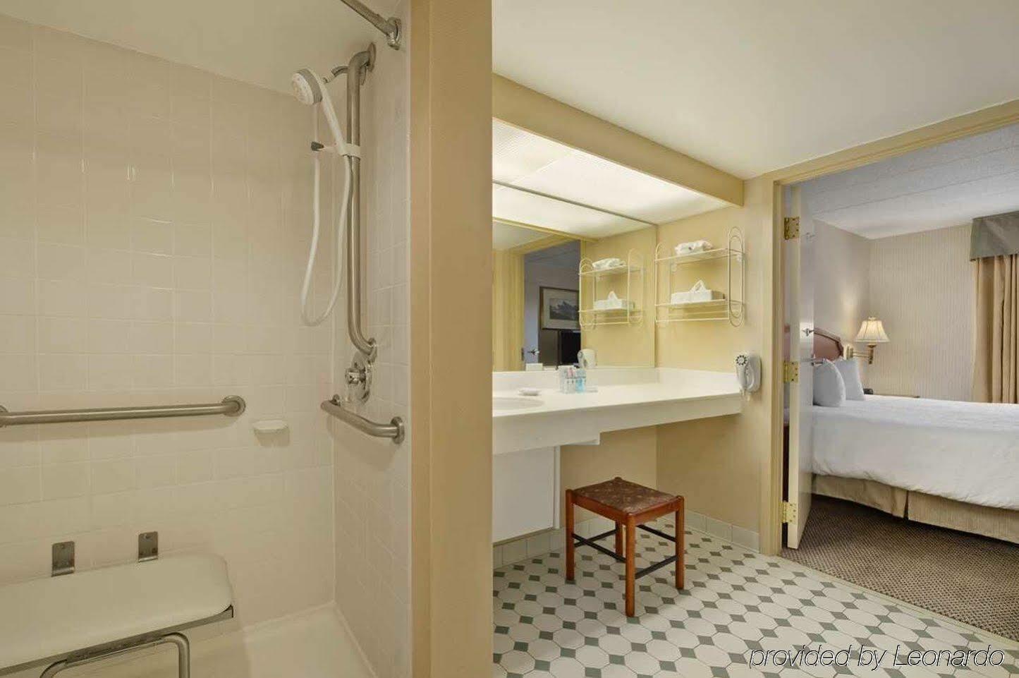 Hampton & Hotel Annapolis