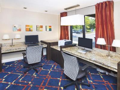 Hampton & 3* Annapolis